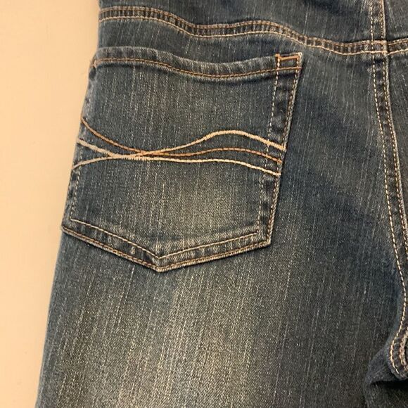 So denim jeans with beaded front pocket Size 13 Inseam 29” - Picture 7 of 8